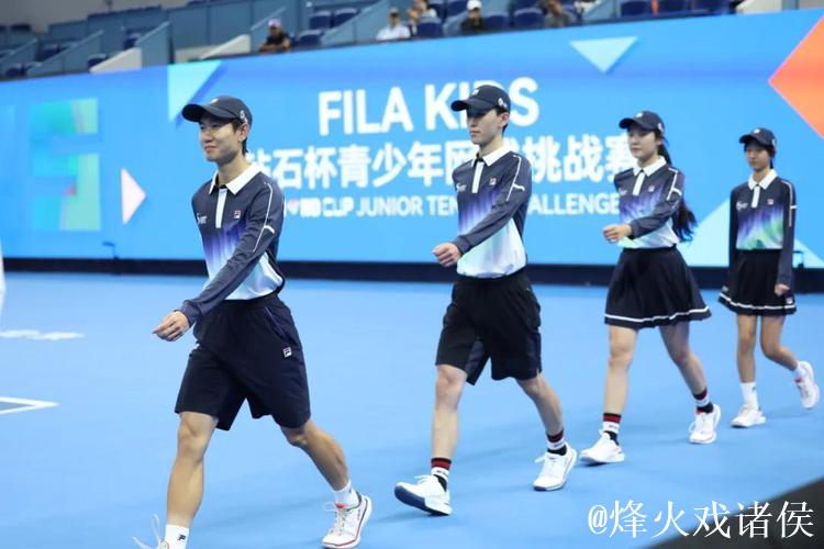 中网冠军同款体验 2025钻石杯总决赛闪耀钻石! 中网冠军同款体验 2025钻石杯总决赛闪耀钻石!