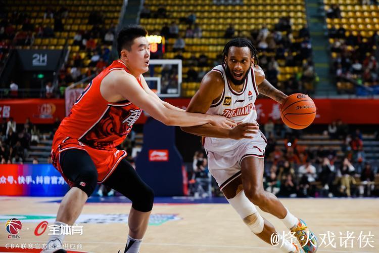 CBA-多人得分上双 浙江稠州金租击败北京控股