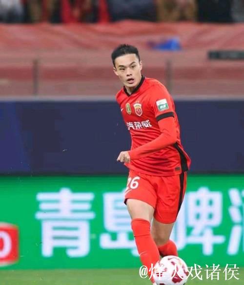 中超-刘若钒梅开二度 上海海港主场战胜云南玉昆 中超-刘若钒梅开二度 上海海港主场战胜云南玉昆