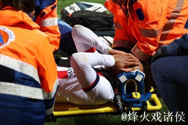 法甲-门德斯破门杜埃伤退 巴黎1-1洛里昂先赛领跑 法甲-门德斯破门杜埃伤退 巴黎1-1洛里昂先赛领跑